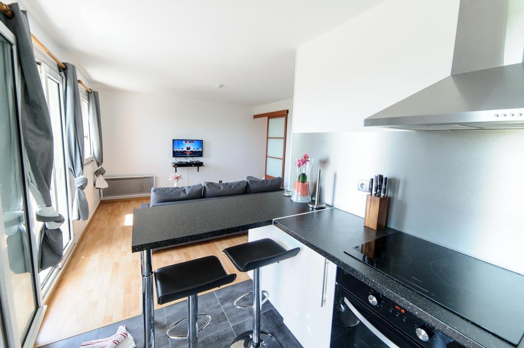 Apartamento Le Marnois-Gare Noisy-le-Grand Habitación foto